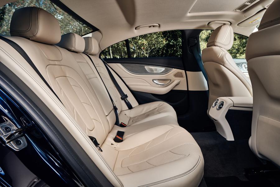 Интерьер Mercedes-AMG CLS53 4Matic+ (C257) 2018 года  (UK) (фото 9 из 40)